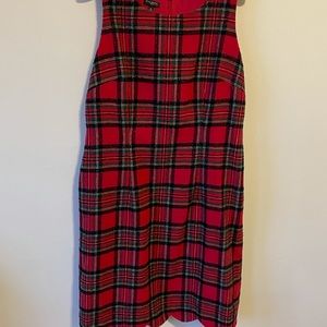 TALBOTS RED PLAID DRESS SIZE 6P, GREAT CONDITION, SCALLOP EDGE